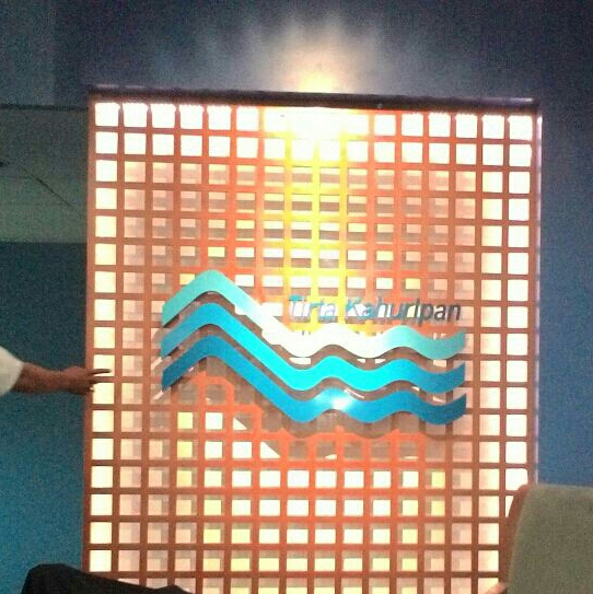 Pusat Jasa Layanan Laser Cutting Acrylic, Plat, Engraving Termurah di Jakarta